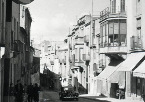 <p>Carrer de la Font Vella. Abril 1956. Ref. 74876</p>
