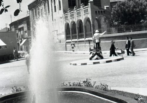 <p>Plaça d’Anselm Clavé. Juliol 1956. Ref. 79140	</p>

