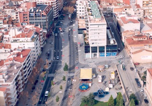 <p>Vista aèria Parcs del s Catalans, 2002. Autor: DELTA Fotografia Aèria. AMAT. Reg.178046.</p>
