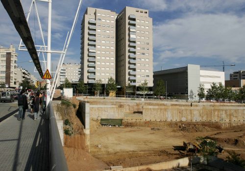 <p>Prolongació soterrament Ferrocarrils de la Generalitat de Catalunya. Tram Estació Vallparadís Universitat, 01-10-2005. Autor: BadiaCasanova Fotografia. AMAT. Reg. 795727.</p>

