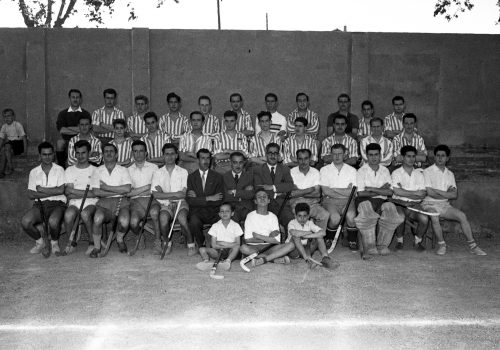 <p>Equip del Club Egara, 1956.<br />
Fotografia: Joan Biarnés – Procedència: Arxiu Municipal de Terrassa (AMAT) – Reg: 019_004</p>
