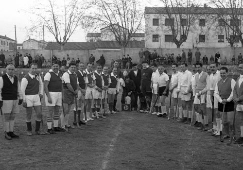 <p>50 aniversari del CD Terrassa Hockey,  11 de desembre del 1960.<br />
Fotografia: Joan Biarnés – Procedència: Arxiu Municipal de Terrassa (AMAT) – Reg: 080_034</p>
