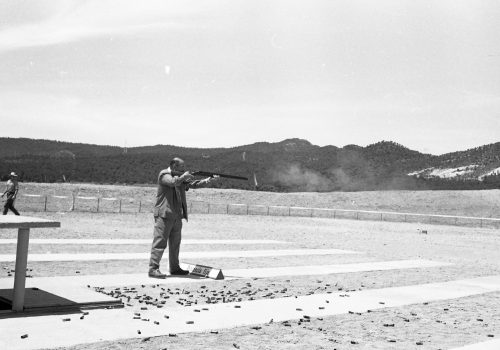 <p>Campionat de Catalunya de Tir al colomí, celebrat, entre l’11 i el 18 de juny de 1961.<br />
Fotografia: Joan Biarnés – Procedència: Arxiu Municipal de Terrassa (AMAT) – Reg: 105_004</p>
