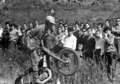 <p>IV Motocros Ciutat de Manresa, 12 d’octubre de 1962.<br />
Fotografia: Joan Biarnés – Procedència: Arxiu Municipal de Terrassa (AMAT) – Reg: 110_016</p>

