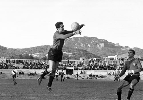 <p>Partit de futbol Terrassa FC – CF Reus, 17 de novembre de 1963.<br />
Fotografia: Joan Biarnés – Procedència: Arxiu Municipal de Terrassa (AMAT) – Reg: 162_024</p>
