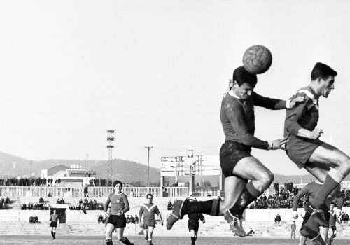 <p>Partit de futbol Terrassa FC – CF Calella, 14 de febrer del 1965.<br />
Fotografia: Joan Biarnés – Procedència: Arxiu Municipal de Terrassa (AMAT) – Reg: 281_013</p>
