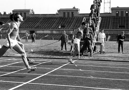 <p>Primera jornada de la II Copa Pirineus, celebrada a l’estadi de Montjuïc, el 24 d’octubre de 1965.</p>
<p>Fotografia: Joan Biarnés – Procedència: Arxiu Municipal de Terrassa (AMAT) – Reg: 306_004</p>
