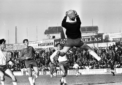<p>Copa d’Espanya de Regions Juvenils, celebrat el 6 de març<br />
del 1966.<br />
Fotografia: Joan Biarnés – Procedència: Arxiu Municipal de Terrassa (AMAT) – Reg: 335_014</p>
