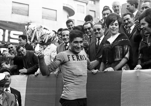 <p>Ramón Sáez Marzo, conegut com a Tarzán Sáez, guanyador de la III Cursa Ciclista Internacional Barcelona–Andorra, organitzada per l’Agrupació Ciclista de Montjuïc, 29 de març de 1966<br />
Fotografia: Joan Biarnés – Procedència: Arxiu Municipal de Terrassa (AMAT) – Reg: 393_029</p>
