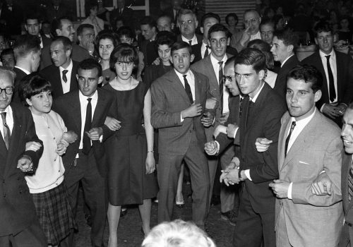 <p>Sopar i entrega de premis del V Torneig Internacional d’hoquei. Trofeu Pedro Amat, 1962.<br />
Fotografia: Joan Biarnés – Procedència: Arxiu Municipal de Terrassa (AMAT) – Reg: 527_037</p>
