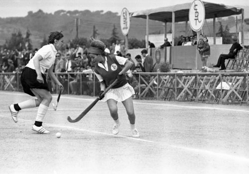 <p>Jugada de Maria Lluïsa Aliaga del CD Terrassa Hockey, 7 de juny del 1965.<br />
Fotografia: Joan Biarnés – Procedència: Arxiu Municipal de Terrassa (AMAT) – Reg: 627_077</p>
